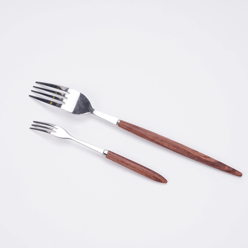 wooden forks and spoons